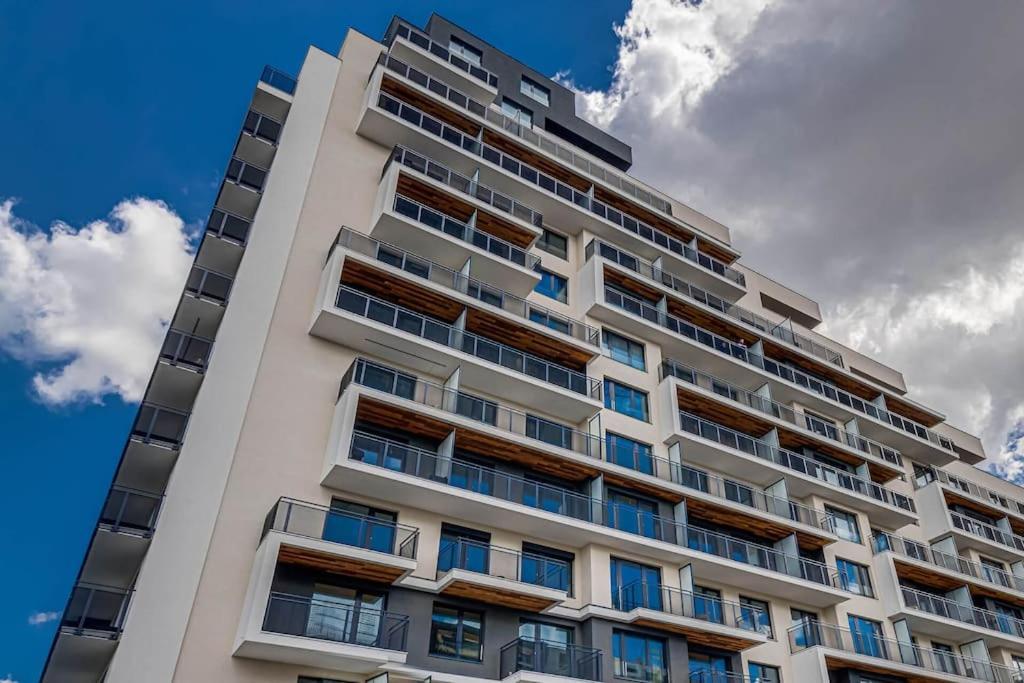 The Dante - Family And Friends Apartments, Free Parking Apartment